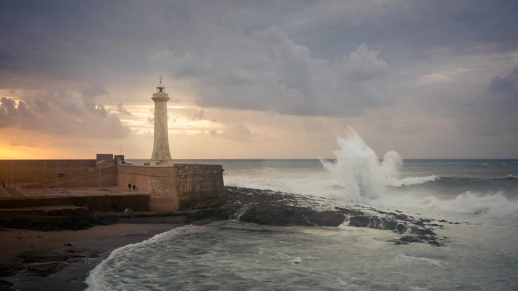 Rabat faro sulla costa atlantica